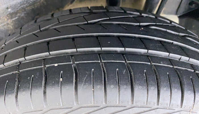 2021 Tata NEXON XZ+ 1.5, Diesel, Manual, 10,422 km, Left Rear Tyre Tread
