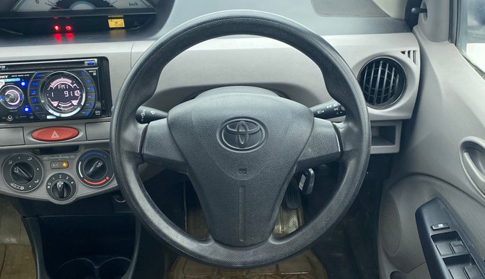 2011 Toyota Etios G, Petrol, Manual, 75,488 km, Steering Wheel Close Up