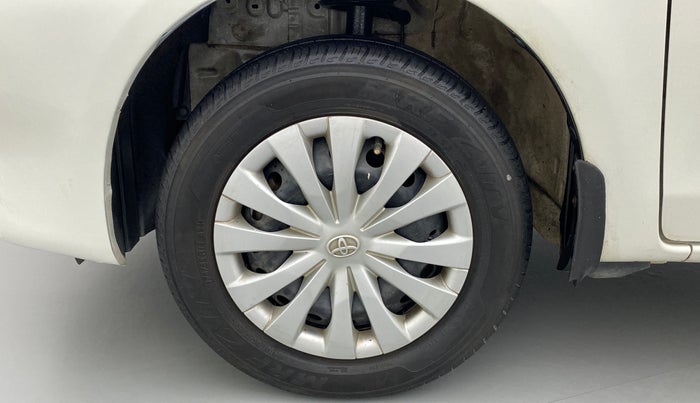 2011 Toyota Etios G, Petrol, Manual, 75,488 km, Left Front Wheel