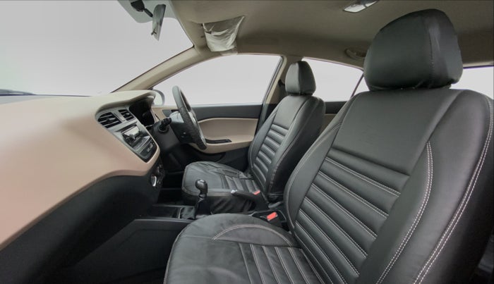 2017 Hyundai Elite i20 ERA 1.2, Petrol, Manual, 26,145 km, Right Side Front Door Cabin