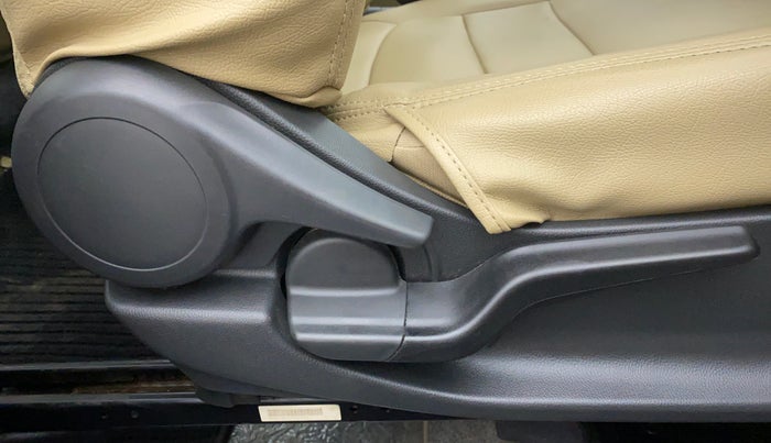 2019 Honda Amaze 1.2 SMT I VTEC, Petrol, Manual, 9,388 km, Driver Side Adjustment Panel