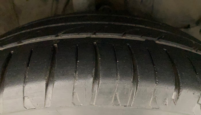 2018 Honda WR-V 1.5L I-DTEC VX MT, Diesel, Manual, 1,17,963 km, Right Front Tyre Tread