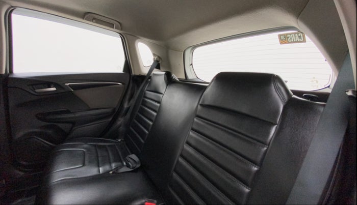 2018 Honda WR-V 1.5L I-DTEC VX MT, Diesel, Manual, 1,17,963 km, Right Side Rear Door Cabin