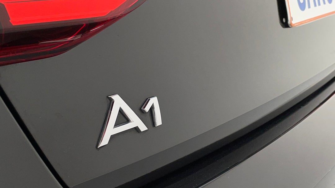 2020 Audi A1 35 Tfsi S Tronic, Automatic, 60862 km, Badge (Boot Left Side)