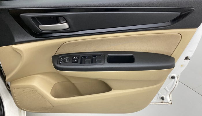 2018 Honda Amaze 1.2 V CVT I VTEC, Petrol, Automatic, 44,153 km, Driver Side Door Panels Control