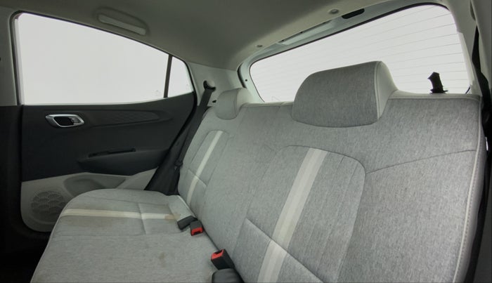 2021 Hyundai GRAND I10 NIOS SPORTZ 1.2 AT, Petrol, Automatic, 15,523 km, Right Side Rear Door Cabin