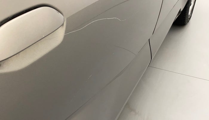 2017 Datsun Redi Go T (O), Petrol, Manual, 52,787 km, Right rear door - Slightly dented
