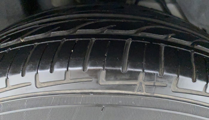 2018 Ford Figo Aspire 1.5 TREND DIESEL, Diesel, Manual, 28,351 km, Left Rear Tyre Tread