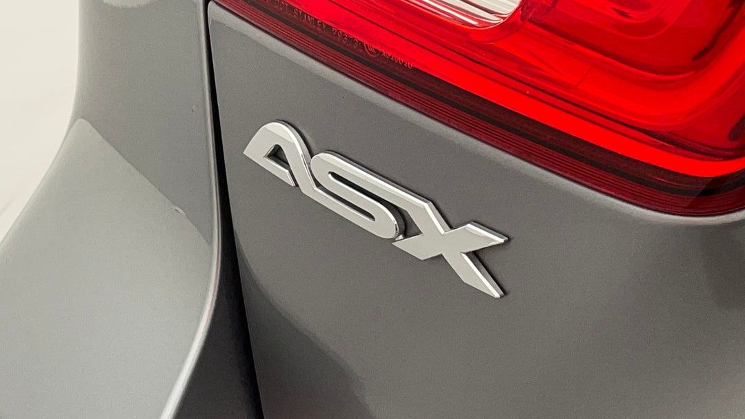 Badge (Boot Left Side)