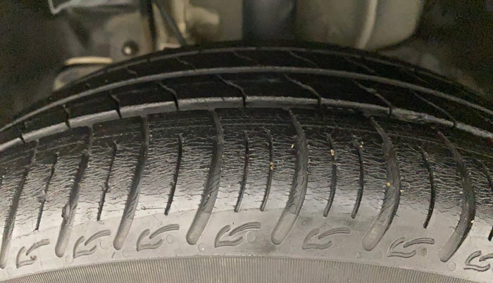 2018 Tata Tiago XZ 1.2 REVOTRON, Petrol, Manual, 13,818 km, Left Front Tyre Tread
