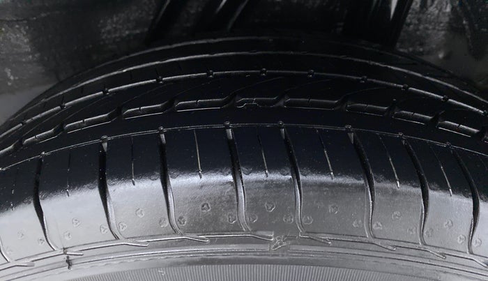 2017 Honda BR-V 1.5 i-VTEC S, Petrol, Manual, 13,613 km, Left Rear Tyre Tread
