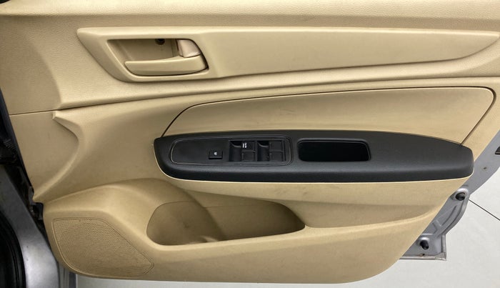 2018 Honda Amaze 1.2 EMT I VTEC, Petrol, Manual, 43,169 km, Driver Side Door Panels Control
