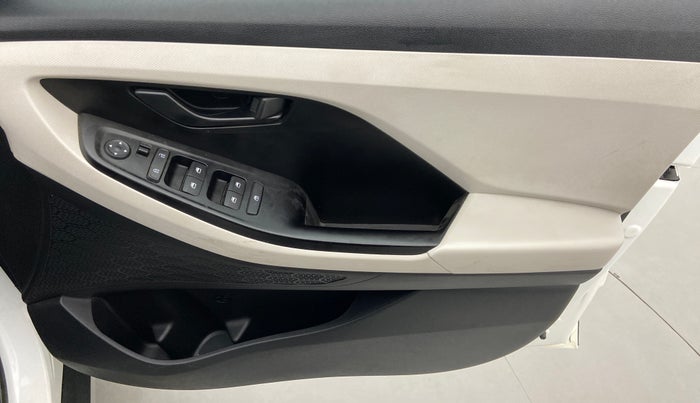 2021 Hyundai Creta EX CRDI MT, Diesel, Manual, 14,758 km, Driver Side Door Panels Control