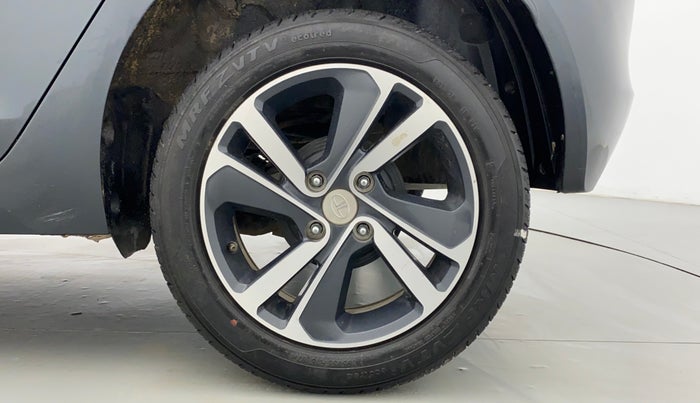 2020 Tata ALTROZ XZ 1.2, Petrol, Manual, 21,066 km, Left Rear Wheel