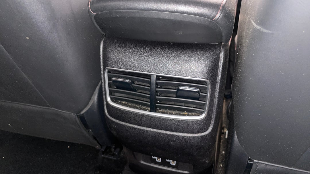 Rear A/C Vent