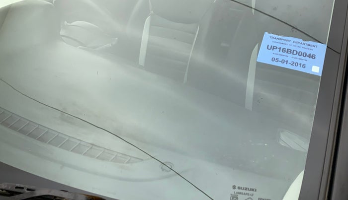 2015 Maruti Baleno DELTA PETROL 1.2, Petrol, Manual, 70,023 km, Front windshield - Minor spot on windshield