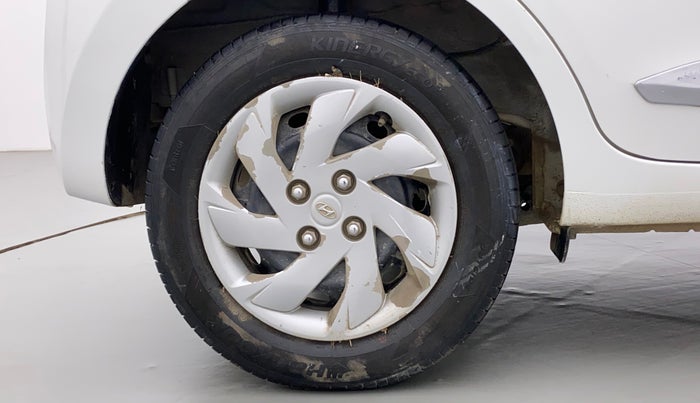 2019 Hyundai NEW SANTRO SPORTZ CNG, CNG, Manual, 71,016 km, Right Rear Wheel