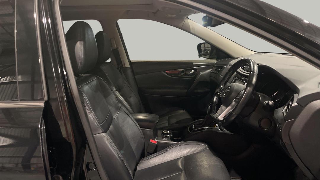 2019 Nissan X-trail Ti (4WD), Automatic, 90294 km, Right Side Front Door Cabin View