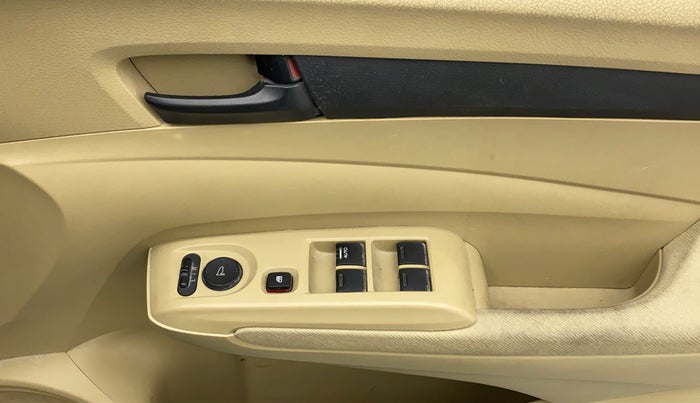 2011 Honda City S MT PETROL, Petrol, Manual, 30,674 km, Right front window switch / handle - Power window makes minor noise
