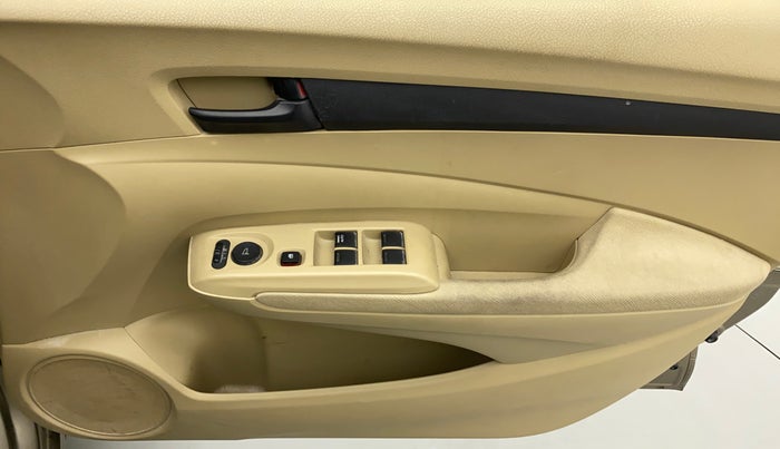 2011 Honda City S MT PETROL, Petrol, Manual, 30,674 km, Driver Side Door Panels Control