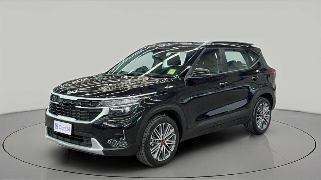 2023 Kia Seltos S (FWD), Automatic, 24375 km, Left Front Diagonal (45- Degree) View
