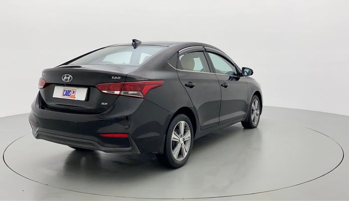 2018 Hyundai Verna 1.6 CRDI SX + AT, Diesel, Automatic, 34,812 km, Right Back Diagonal