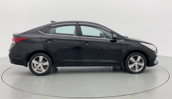 2018 Hyundai Verna 1.6 CRDI SX + AT, Diesel, Automatic, 34,812 km, Right Side View