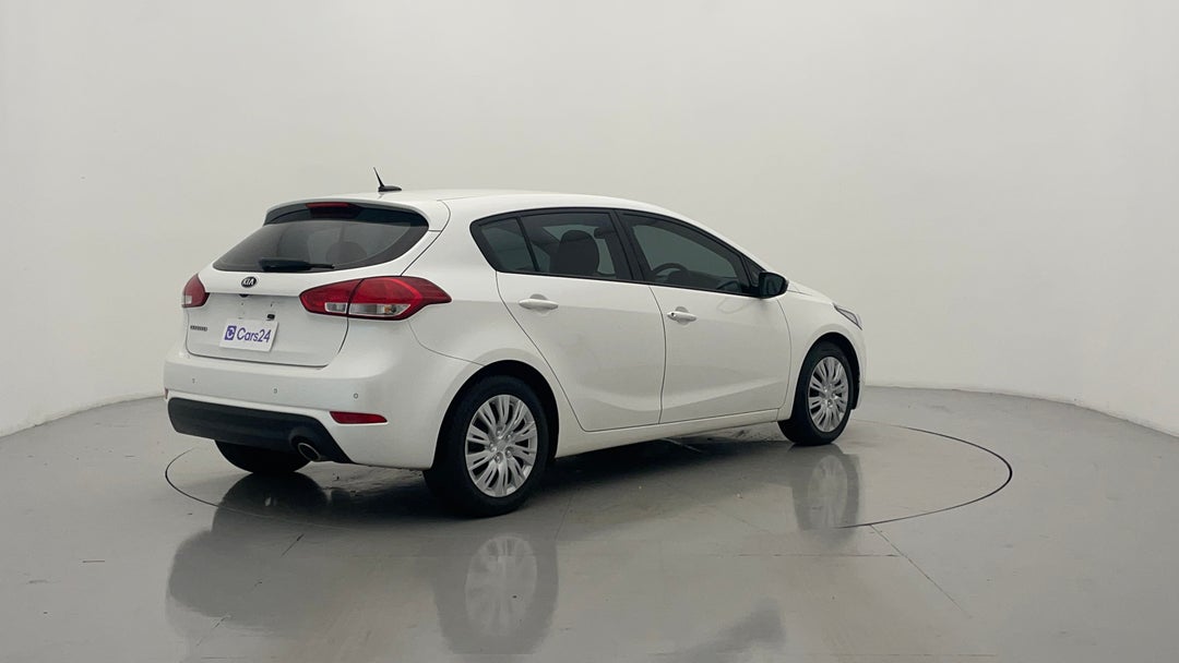 Right Back Diagonal (45- Degree) View