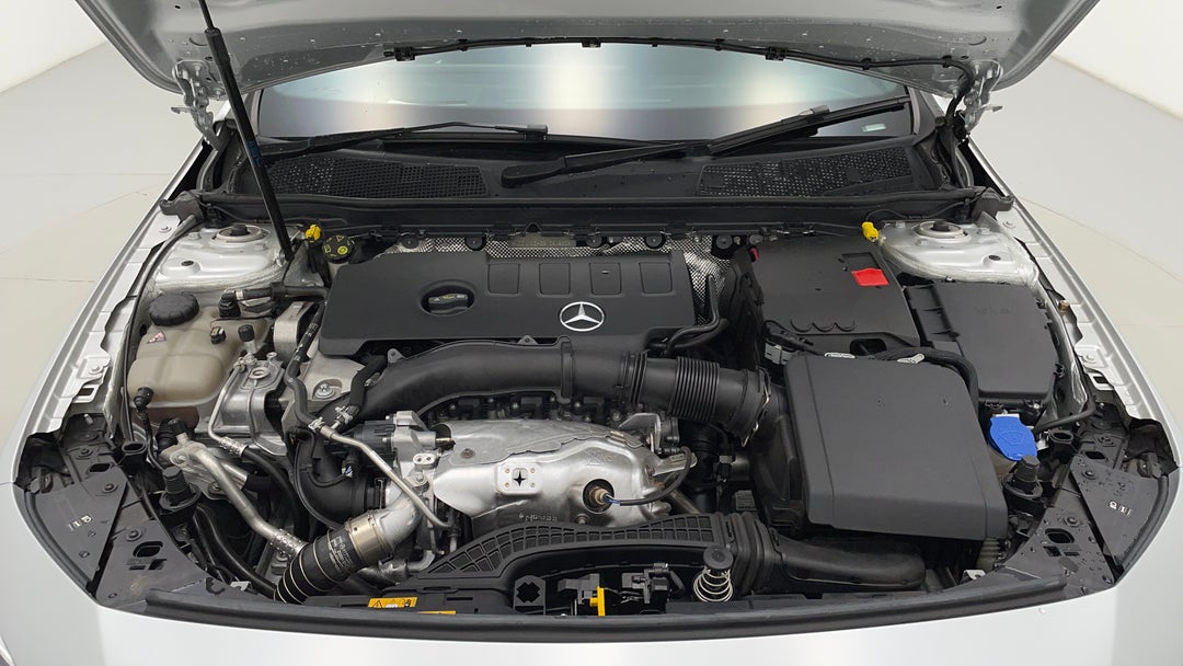 Open Bonnet (Engine)