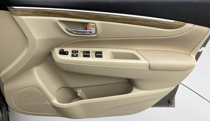 2020 Maruti Ciaz ALPHA 1.5 MT VTVT SHVS, Petrol, Manual, 23,687 km, Driver Side Door Panels Control