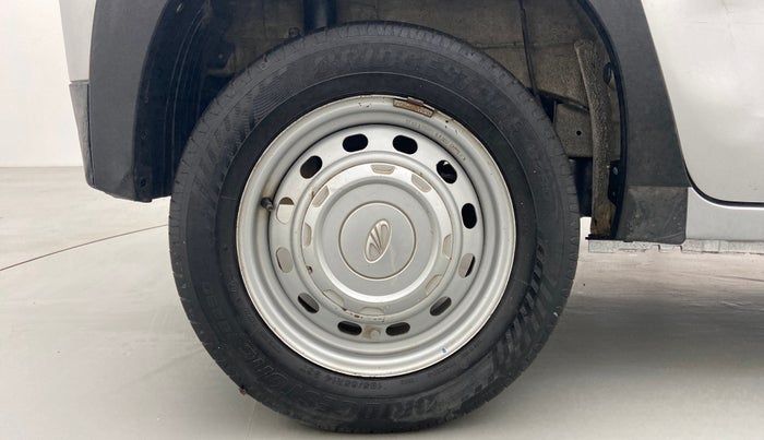 2017 Mahindra KUV 100 NXT K2 6 STR, Petrol, Manual, 63,333 km, Right Rear Wheel