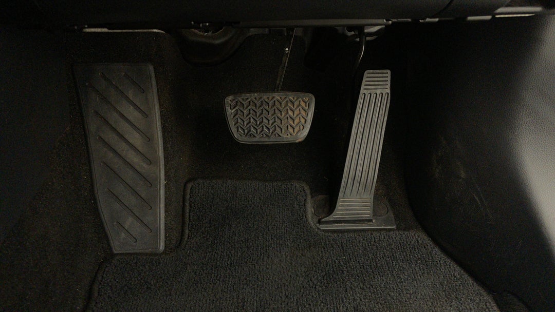 Pedals and Footmat