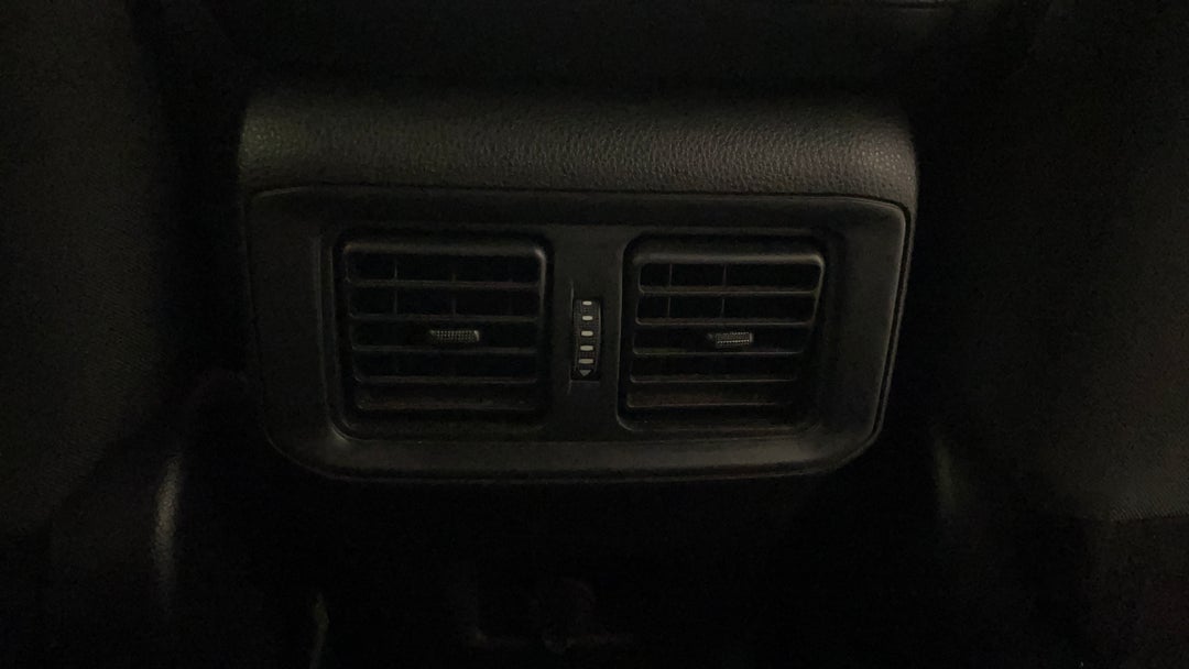 Rear A/C Vent