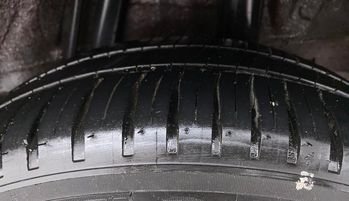 2016 Honda Jazz 1.2 VX I-VTECH, Petrol, Manual, 48,030 km, Left Rear Tyre Tread