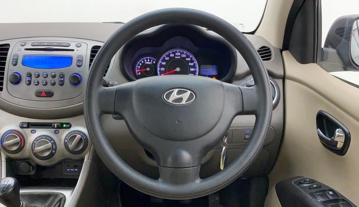 2011 Hyundai i10 SPORTZ 1.2, Petrol, Manual, 47,500 km, Steering Wheel Close Up
