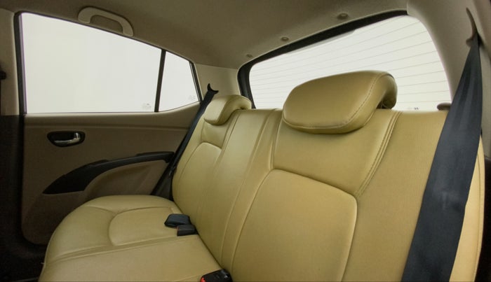 2011 Hyundai i10 SPORTZ 1.2, Petrol, Manual, 47,500 km, Right Side Rear Door Cabin