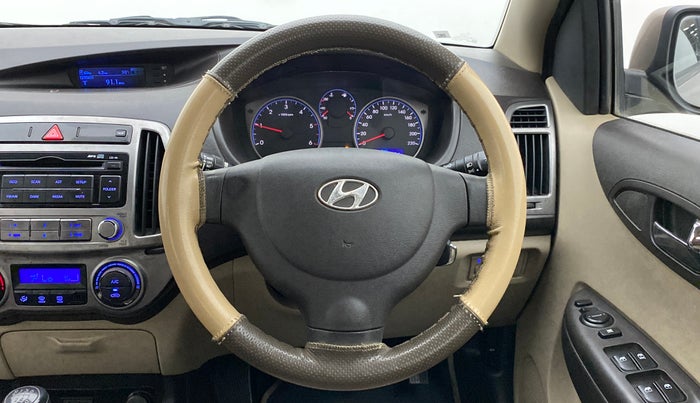 2013 Hyundai i20 MAGNA O 1.4 CRDI, Diesel, Manual, 88,085 km, Steering Wheel Close Up