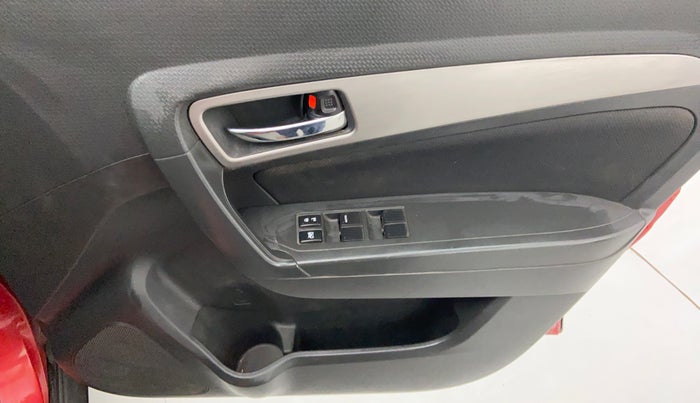 2016 Maruti Vitara Brezza ZDI, Diesel, Manual, 96,448 km, Driver Side Door Panels Controls