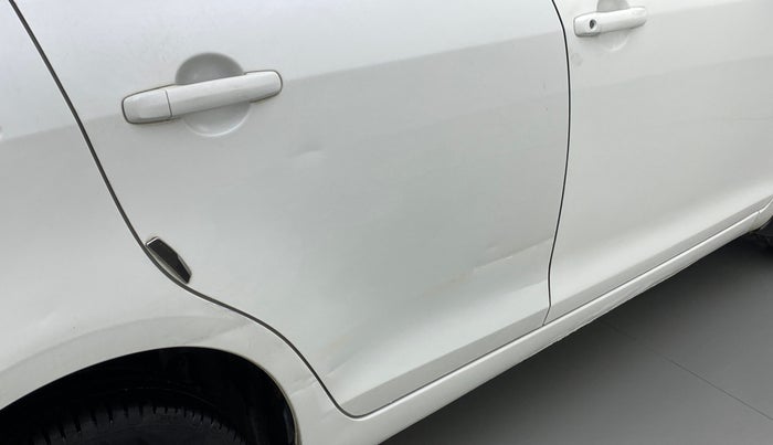 2012 Maruti Swift ZXI D, Petrol, Manual, 65,408 km, Right rear door - Minor scratches
