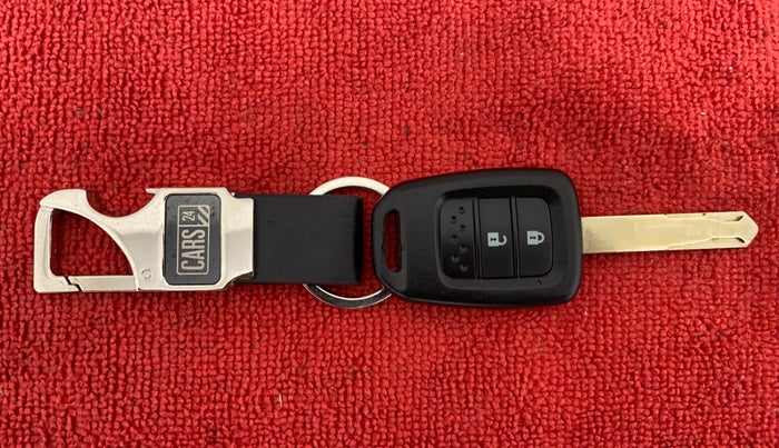 2018 Honda Jazz 1.2 V MT, Petrol, Manual, 15,993 km, Key Close Up