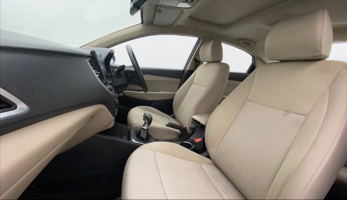 2020 Hyundai Verna SX 1.5 VTVT, Petrol, Manual, 53,232 km, Right Side Front Door Cabin