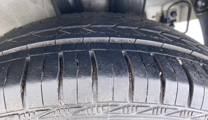 2018 Hyundai Grand i10 MAGNA 1.2 VTVT, Petrol, Manual, 62,798 km, Left Rear Tyre Tread