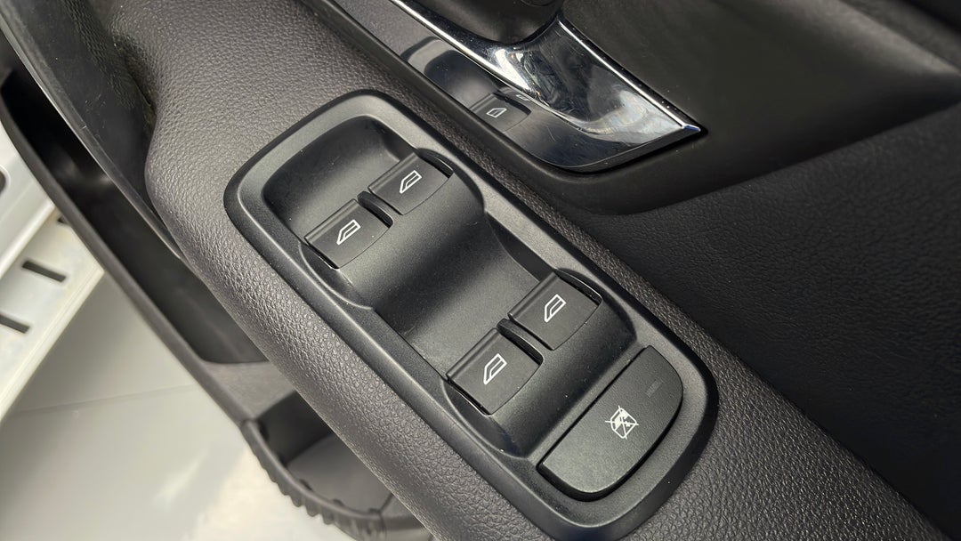 2016 Ford Territory Titanium (4x4), Automatic, 126123 km, Drivers Side Door Panel Controls