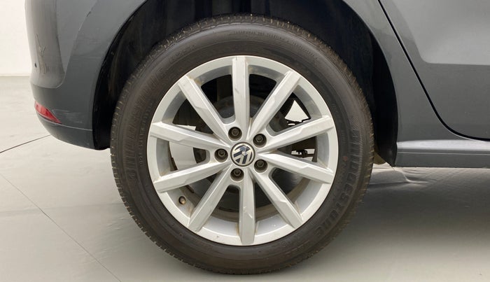 2018 Volkswagen Polo HIGH LINE PLUS 1.0, Petrol, Manual, 88,635 km, Right Rear Wheel