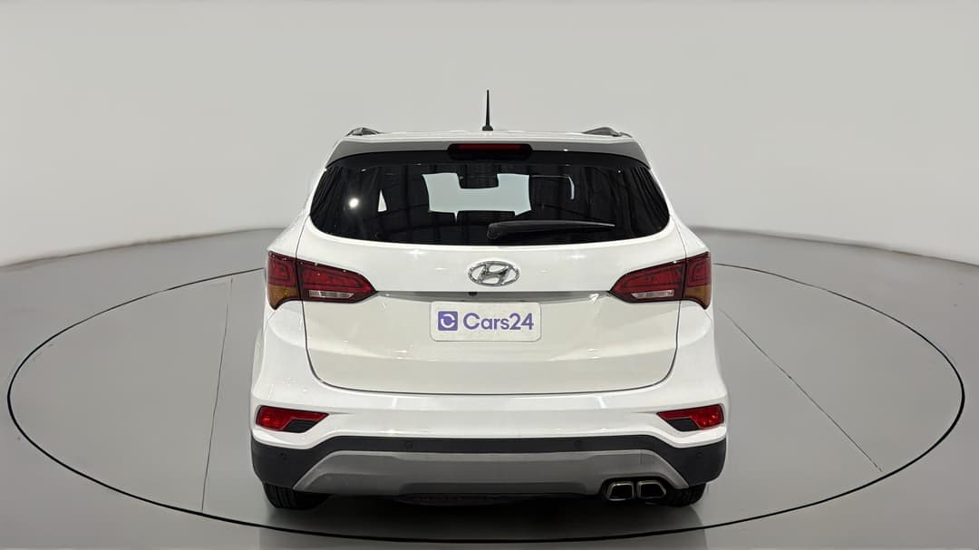2017 Hyundai Santa Fe Active X, Automatic, 102992 km, Back/Rear View