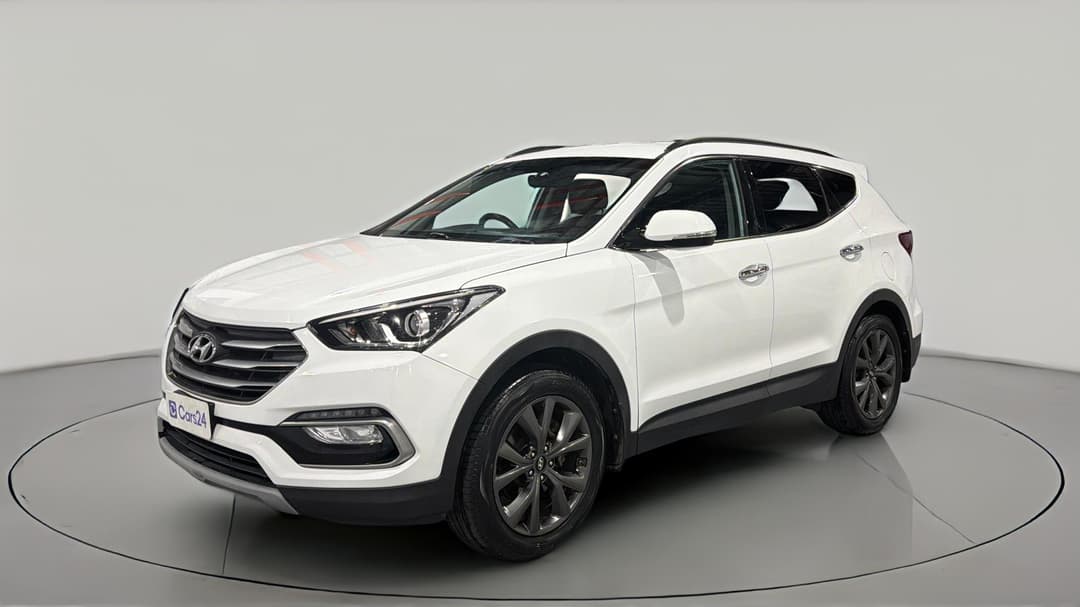 2017 Hyundai Santa Fe Active X, Automatic, 102992 km, Left Front Diagonal (45- Degree) View