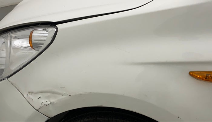 2011 Hyundai i20 MAGNA (O) 1.2, Petrol, Manual, 40,889 km, Left fender - Slightly dented
