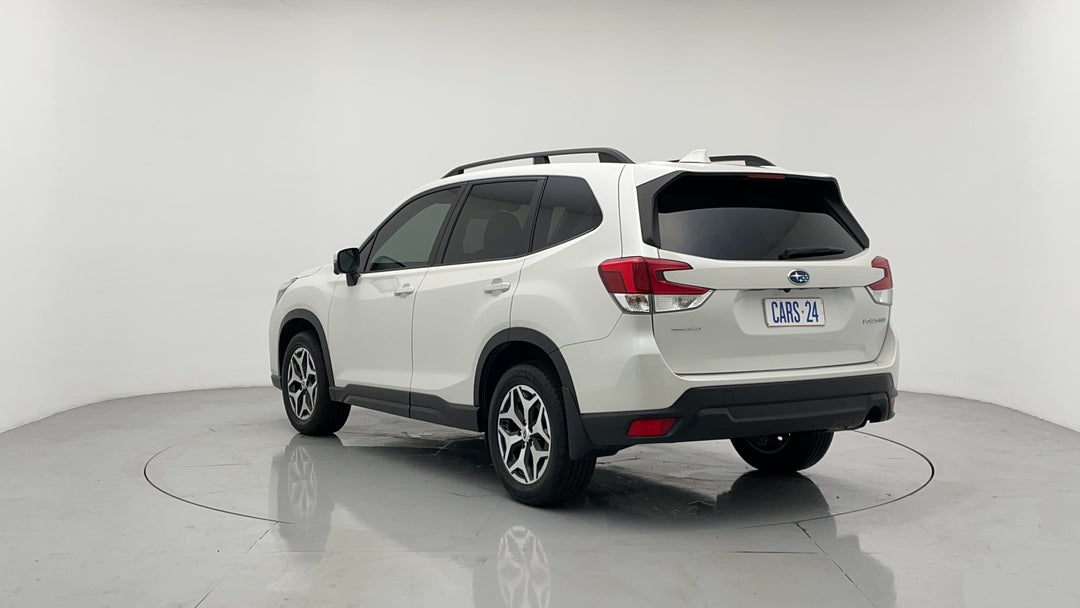 Left Back Diagonal (45- Degree) View