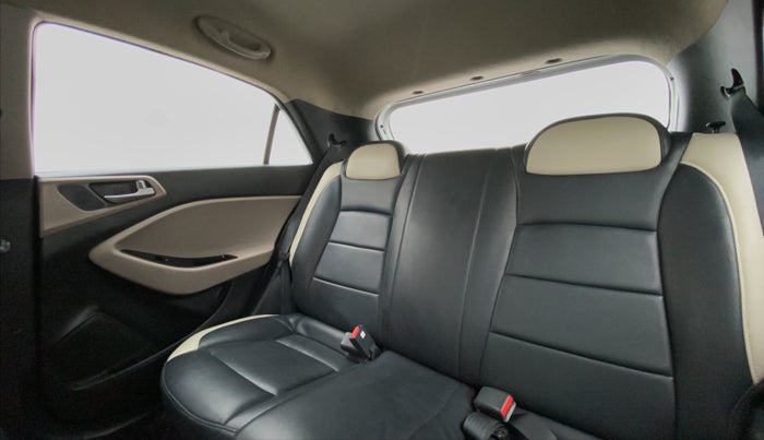 2019 Hyundai Elite i20 1.2 SPORTS PLUS VTVT, Petrol, Manual, 31,478 km, Right Side Rear Door Cabin