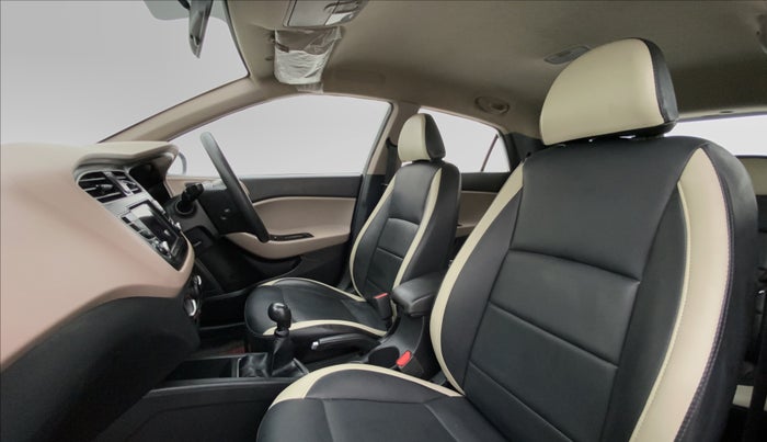 2019 Hyundai Elite i20 1.2 SPORTS PLUS VTVT, Petrol, Manual, 31,478 km, Right Side Front Door Cabin